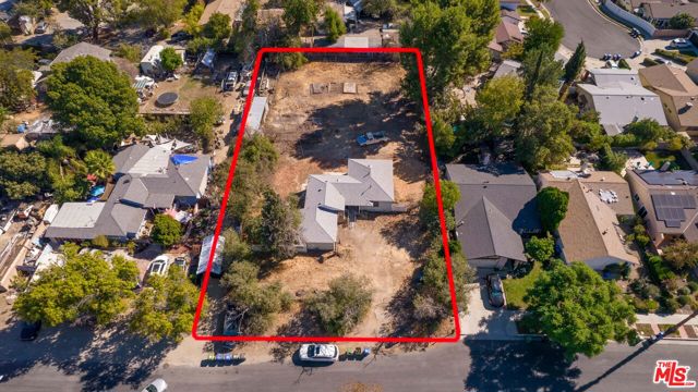 8446 Kelvin Avenue photo 2