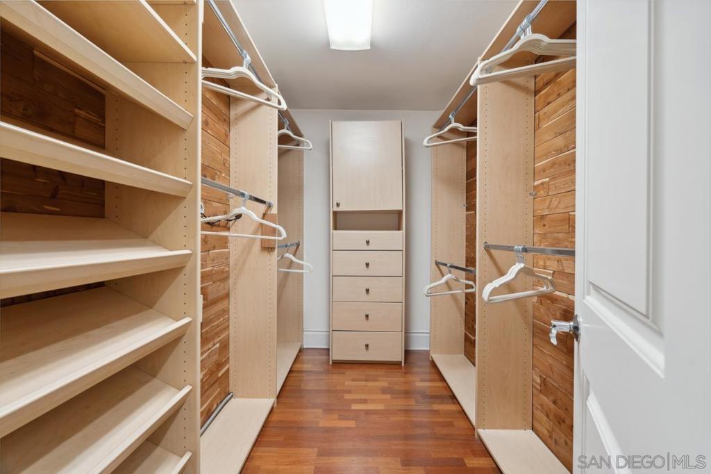 MLS #250035004SD image #22