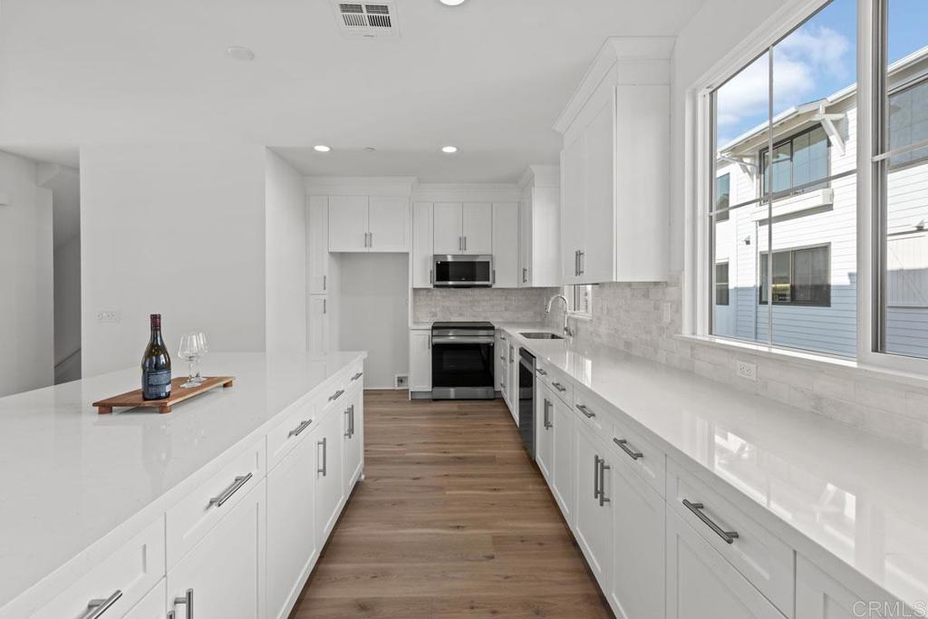 2541 Delphinium Lane - photo 3