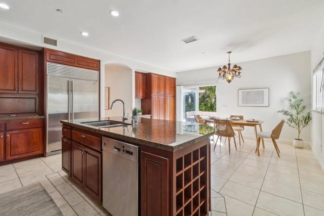 Detail Gallery Image 11 of 48 For 2535 San Clemente Ave, Vista,  CA 92084 - 4 Beds | 4 Baths