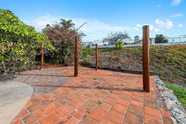 Detail Gallery Image 27 of 33 For 1781 Colter Lake Ct, El Cajon,  CA 92019 - 3 Beds | 2 Baths