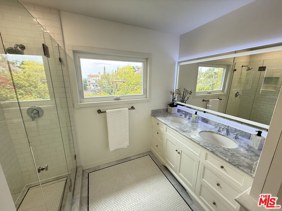 MLS #25529887 image #5