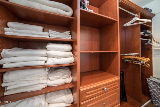 Detail Gallery Image 21 of 37 For 214 Pearl St, Redondo Beach,  CA 90277 - 2 Beds | 2 Baths