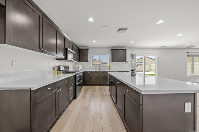 Image 22 of 59 For 28339 Levi Way