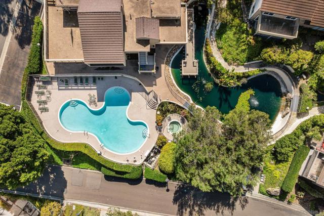 4430 Caminito Ocio, San Diego CA: https://media.crmls.org/mediaz/999c5426-80a5-45b0-b078-1743225df59d.jpg