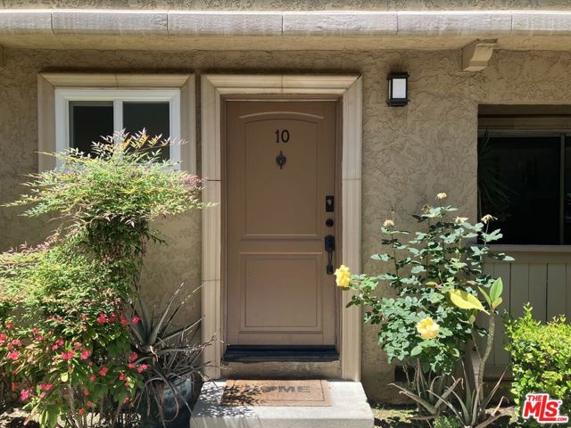 20158 Cohasset Street, 10 photo 1