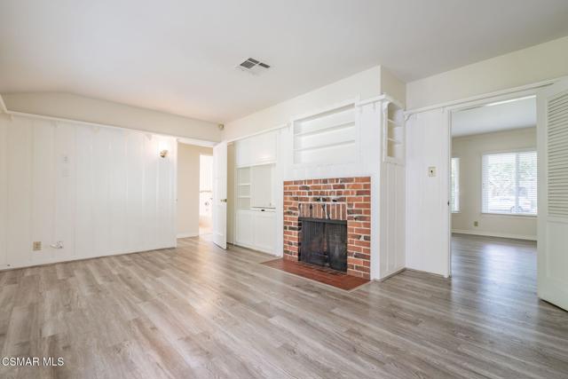 5715 Vista Del Monte Avenue, Sherman Oaks CA: https://media.crmls.org/mediaz/999cce7d-dffd-4616-a78c-bc4906b5b3a4.jpg