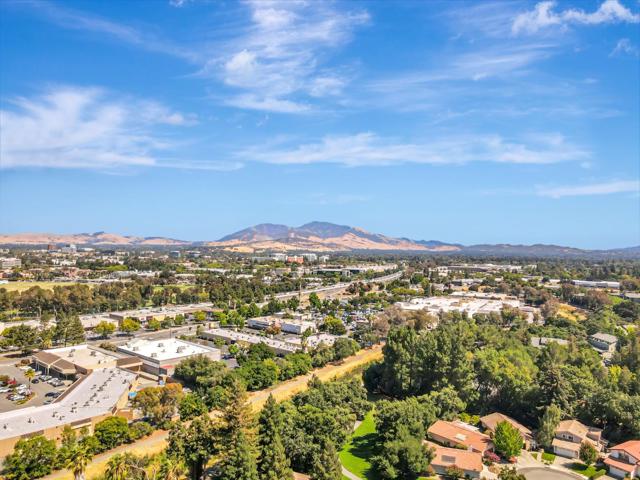 759 Camelback Road, Pleasant Hill CA: https://media.crmls.org/mediaz/999d3267-50d4-4099-96ad-f9e71ca64afc.jpg