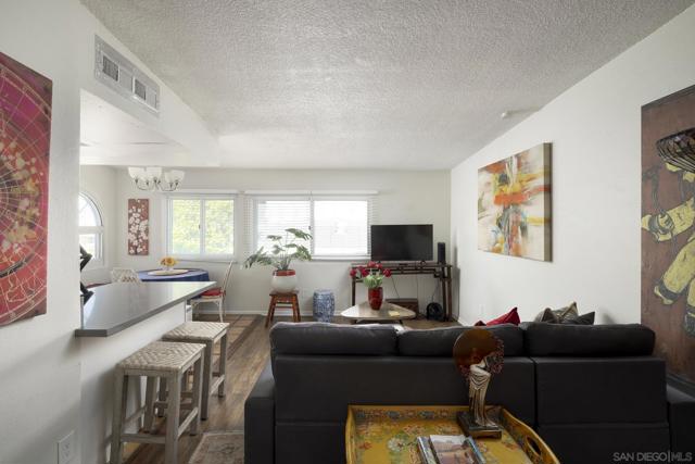 Image 26 of 48 For 2055 Albatross St