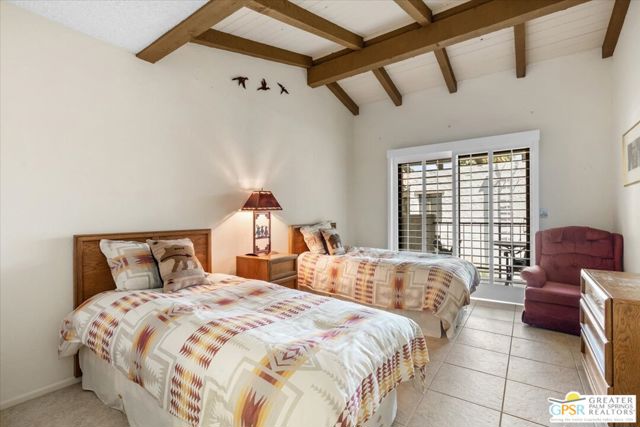 1050 E Ramon Road #15, Palm Springs, CA 92264