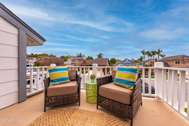 719 Westfield Court, Ventura CA: https://media.crmls.org/mediaz/999f8cc8-68fd-468b-afd0-57b2125300dd.jpg