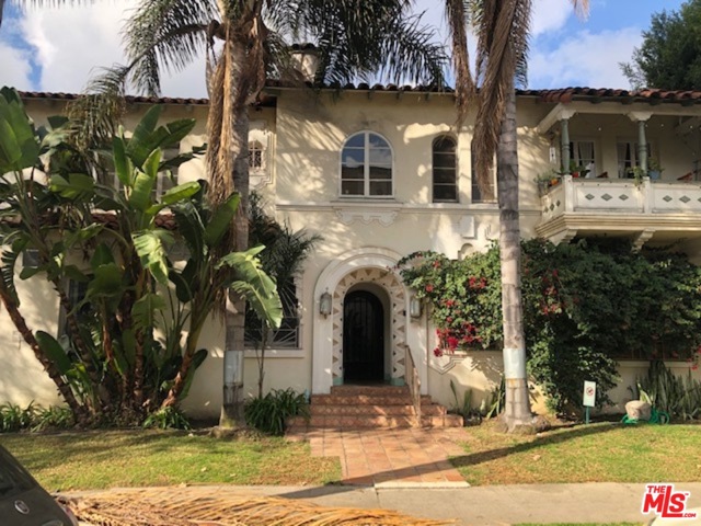 409 S Cloverdale Avenue Los Angeles, California Charming Spanish architecture has 7 - 1 bed|1 bath units each approx 800 sq/ft and 1- 2 bed|2 bath unit approx 1,3003 sq ft. The lower unit in the photos was recently remodeled featuring high ceilings, hardwood floors, stained glass windows, crown moldings, stainless steel appliances, refrigerator, dishwasher, oven/stove top, microwave, remodeled bathroom with shower and separate bathtub. . Washer dryer in unit! Huge upside potential for the other units. Conveniently located on the Miracle Mile with quick access to the cultural attractions of Museum Row as well as the restaurants, shops, bars, and entertainment venues that populate Museum Square.