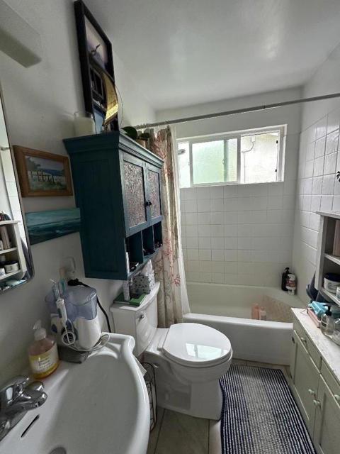 609 Congress Avenue, Pacific Grove CA: https://media.crmls.org/mediaz/99a0202d-d0b0-41a1-9ef8-c100d1f17e0e.jpg