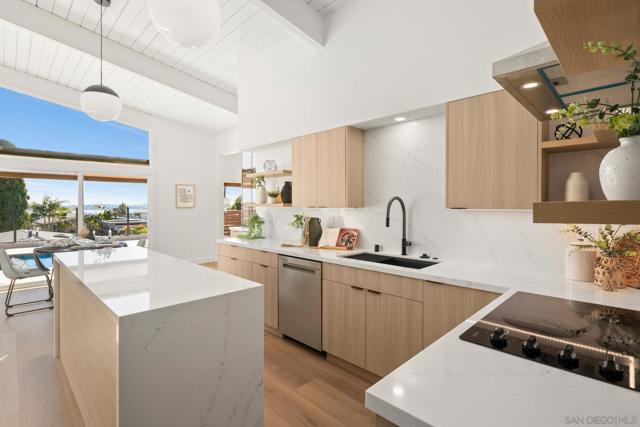 2561 Loring st, San Diego CA: https://media.crmls.org/mediaz/99a08cfc-11f1-4624-809c-e1d6d22b21f3.jpg