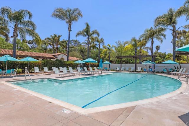 2875 Rancho Cortes, Carlsbad CA: https://media.crmls.org/mediaz/99a18db7-0a0e-4d4f-b902-e7aef40debaa.jpg