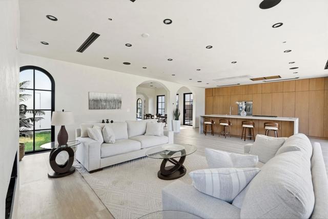 Detail Gallery Image 19 of 52 For 160 N Stanley Dr, Beverly Hills,  CA 90211 - 5 Beds | 5/1 Baths