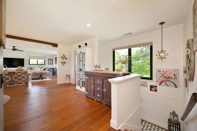 2640 Gayle Lane, Auburn CA: https://media.crmls.org/mediaz/99a3859e-ea88-48ec-8118-cb2b0114f00c.jpg
