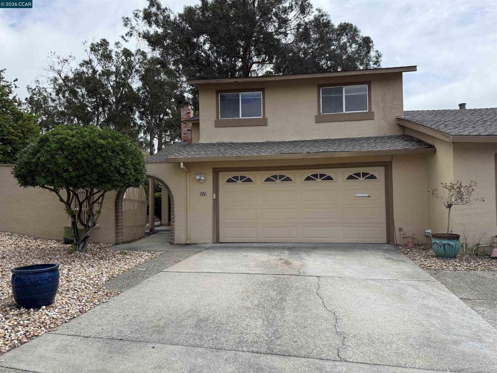 126 Woodview Ct