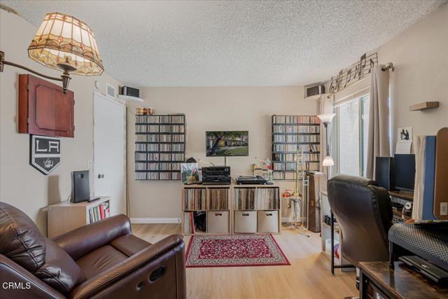 Detail Gallery Image 19 of 39 For 550 Holly Ave, Oxnard,  CA 93036 - 3 Beds | 2 Baths