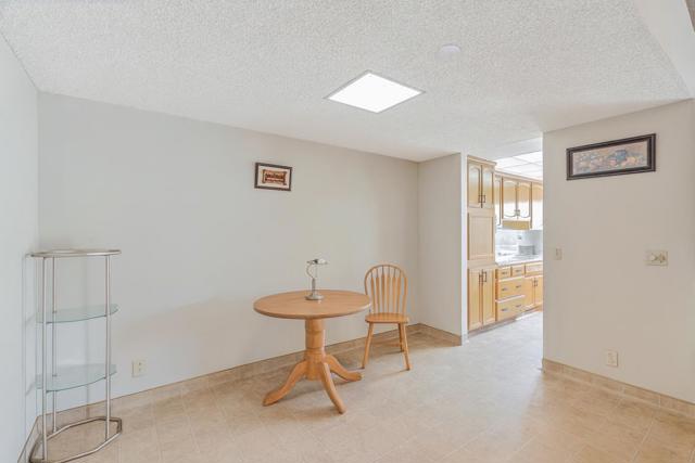 1055 Howe Circle, Salinas CA: https://media.crmls.org/mediaz/99a5d446-25bb-4793-a728-97205e59ac25.jpg