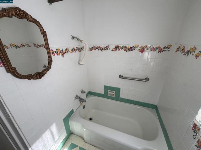 2765 Tuolumne Street, Vallejo CA: https://media.crmls.org/mediaz/99a66b6a-2feb-4ecd-8c59-d1f0ddabf06f.jpg