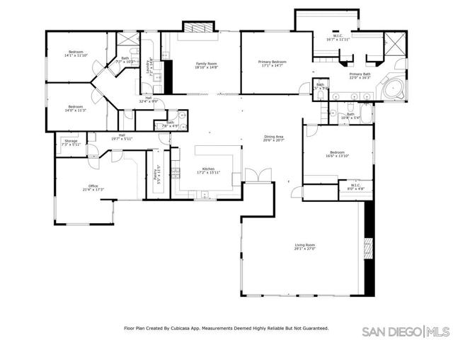 3647 Laketree Dr., Fallbrook CA: https://media.crmls.org/mediaz/99a69e84-9c12-4e9a-8098-f30960c44904.jpg