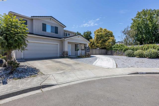 Image 2 of 58 For 552 Stonehaven Ct