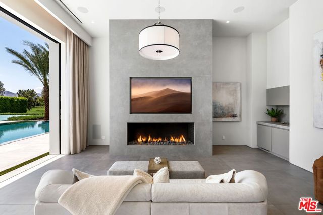 52435 Ross Avenue, La Quinta CA: https://media.crmls.org/mediaz/99a8c2ec-d889-403e-a0b1-fb44660e8ea6.jpg