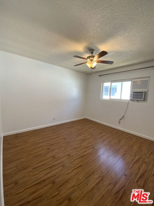 3610 Beethoven Street, Los Angeles CA: https://media.crmls.org/mediaz/99aa0e5c-ff3b-4912-b1b7-411331cc0a71.jpg