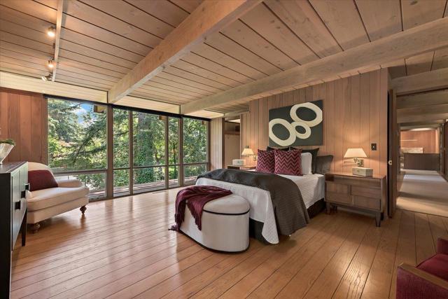 16310 Oakhurst Drive, Monte Sereno CA: https://media.crmls.org/mediaz/99aa73d6-c296-4d3a-bc70-81e6357b44b4.jpg