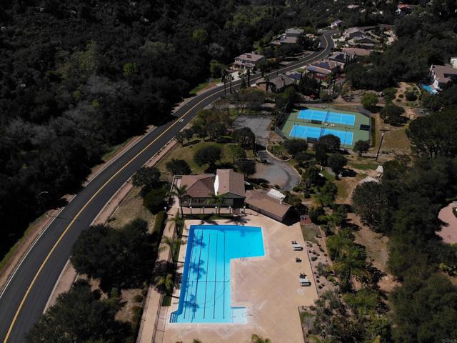 Detail Gallery Image 55 of 59 For 28444 Fallen Tree Ln, Escondido,  CA 92026 - 3 Beds | 2/1 Baths