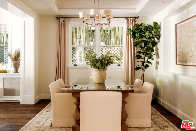 2248 Kelton Avenue, Los Angeles CA: https://media.crmls.org/mediaz/99abd968-0951-4f48-ba4b-1466a64bd5e9.jpg