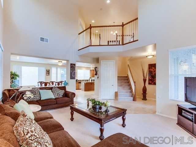 MLS #250028940SD img 3