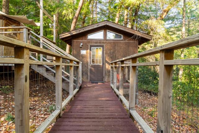 1301 Bear Creek, Boulder Creek CA: https://media.crmls.org/mediaz/99ac3de7-bfa7-4e10-b1f4-0894d81d3903.jpg