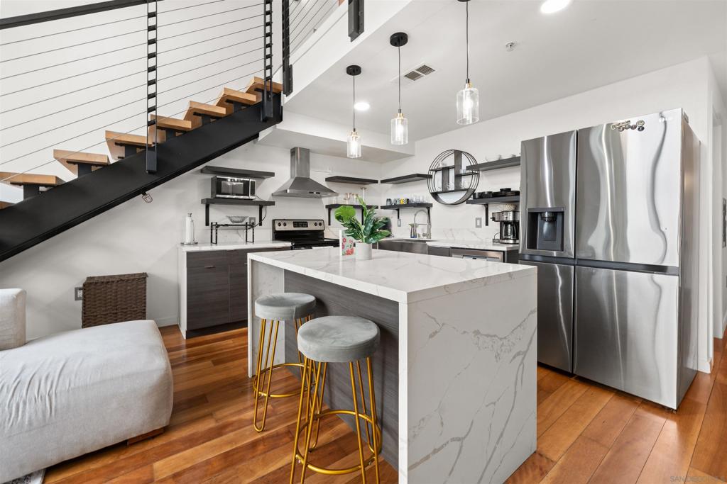 889 Date Street - photo 10