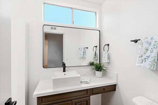 13554 Del Marino Avenue, Poway CA: https://media.crmls.org/mediaz/99ad26da-3c8f-475e-a882-1f186b8c7401.jpg