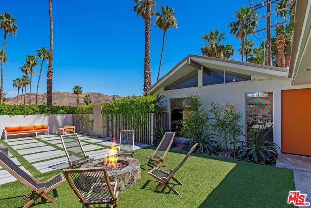2499 S Palm Canyon Drive, Palm Springs, CA 92264