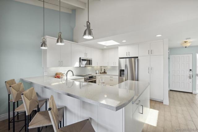 429 S Sierra Ave, Solana Beach CA: https://media.crmls.org/mediaz/99b02d16-5d48-48ec-9d30-7e0346ed4489.jpg