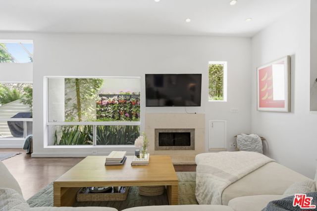 650 Harbor Street, 4 photo 6