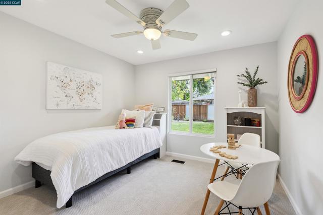 1838 Sunnyvale Ave, Walnut Creek CA: https://media.crmls.org/mediaz/99b071ed-5501-417f-9848-98f3224dbde2.jpg