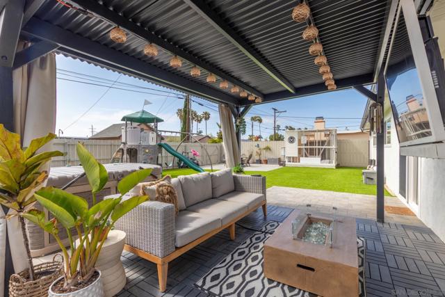 1410 California St., Imperial Beach CA: https://media.crmls.org/mediaz/99b0fdca-d213-4aa8-b744-99c1cf0a1938.jpg