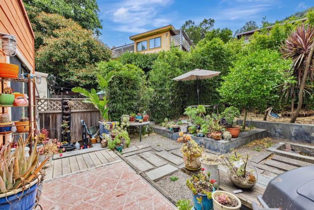154 San Benito Road, Brisbane CA: https://media.crmls.org/mediaz/99b1f678-74e5-41a3-aa43-e2e713cabc1b.jpg