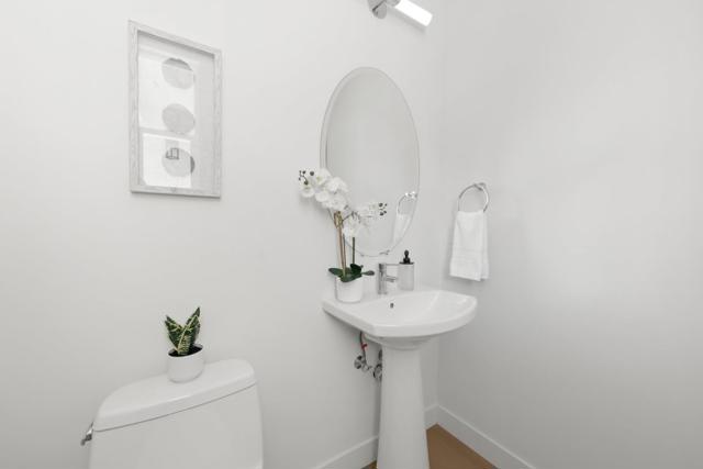 801 Fassler Avenue, Pacifica CA: https://media.crmls.org/mediaz/99b24375-949c-4ac4-a3bd-e93959891c75.jpg