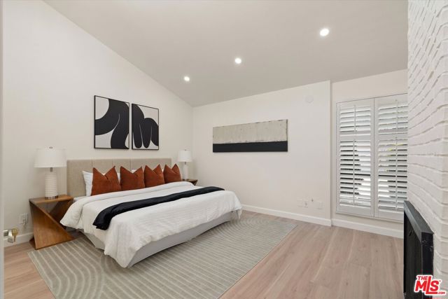 853 Larrabee Street, West Hollywood CA: https://media.crmls.org/mediaz/99b2a2a8-2fb3-49a1-b2c6-0fdd299561f5.jpg