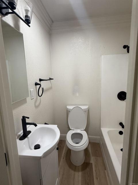 1408 Fig Court, National City CA: https://media.crmls.org/mediaz/99b2f9e1-bb57-4dcf-b89a-a63e9a63fa4d.jpg