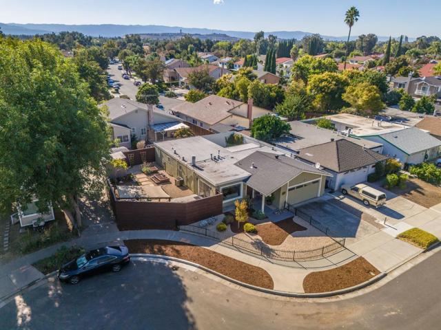 3891 Marfrance Drive, San Jose CA: https://media.crmls.org/mediaz/99b49606-3ef2-494d-a65f-2c0362fcc5b0.jpg
