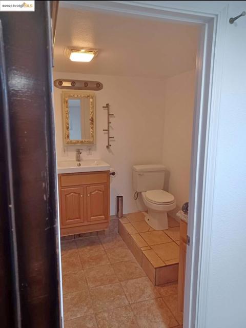 619 W 6Th St, Antioch CA: https://media.crmls.org/mediaz/99b49835-0ef0-48b4-be11-bc2700e5c88d.jpg