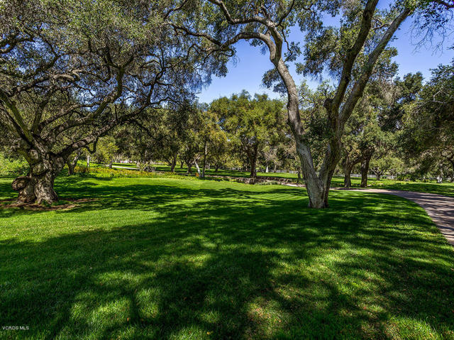 1464 Hidden Valley Road, Thousand Oaks CA: https://media.crmls.org/mediaz/99b4b316-19fd-4efe-bbfb-66bbbd113fa5.jpg