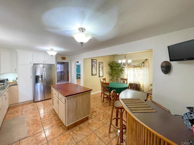 Detail Gallery Image 6 of 36 For 212 E 4th St, National City,  CA 91950 - 3 Beds | 2 Baths
