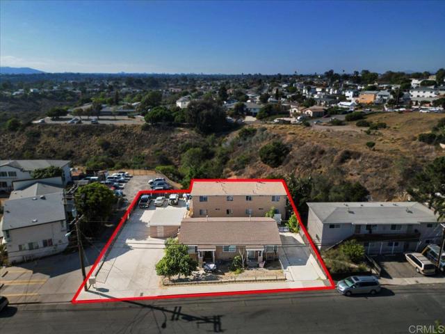 6736 40 Kelly Street, San Diego CA: https://media.crmls.org/mediaz/99b6210d-fa40-4f09-a74d-e00fc54e2715.jpg
